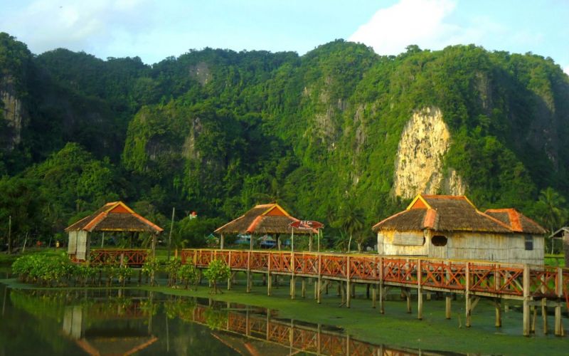 Menikmati Pesona Bentang Alam Berbalut Budaya Rammang-Rammang (Bagian 1 ...