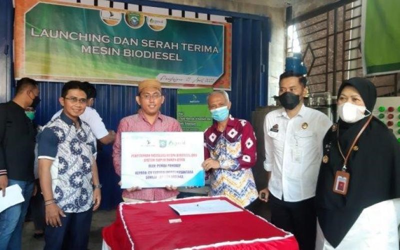 Peluncuran Pabrik Pengolahan Minyak Jelantah di Kabupaten Pangkep<br> Foto: https://makassar.tribunnews.com/)