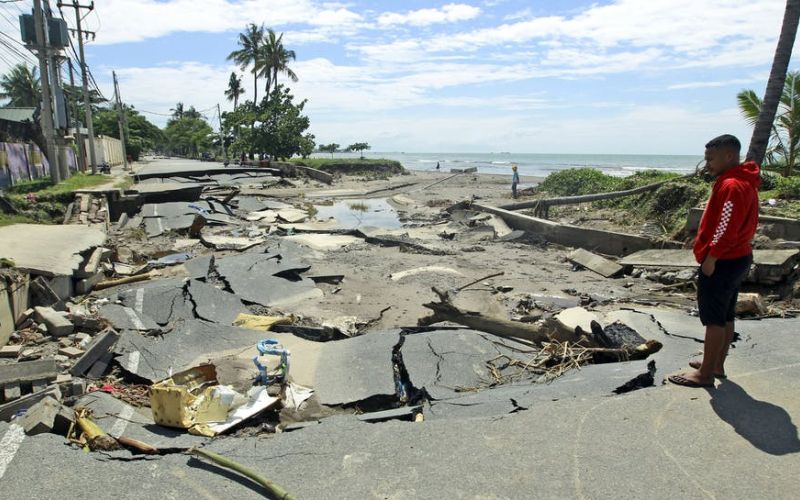 Sebagian kerusakan akibat Siklon Tropis Seroja di Dili, Timor Leste, pada April 2021. Kandhi Barnez/AP